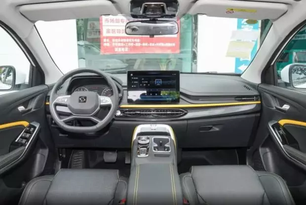 بررسی معایب x5 و مقایسه با جک s5 4 معایب x5